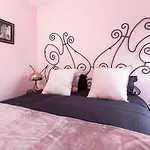 L'enclos De Ribains Гостевой дом Обьер