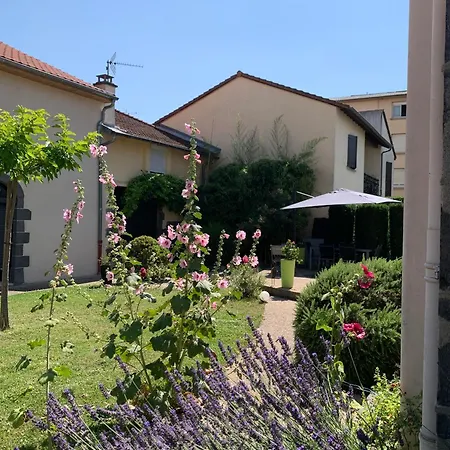 Guest house L'enclos De Ribains Aubiere