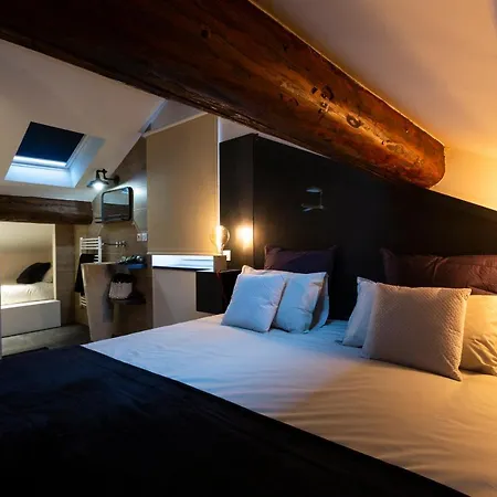 L'enclos De Ribains Гостевой дом