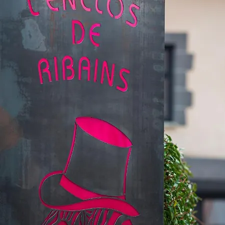 L'enclos De Ribains Penzion