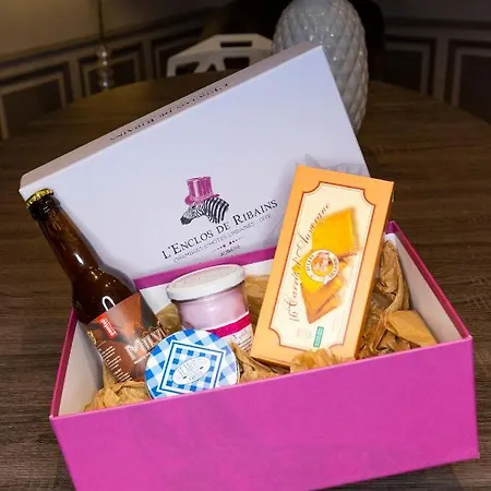 L'enclos De Ribains Гостевой дом