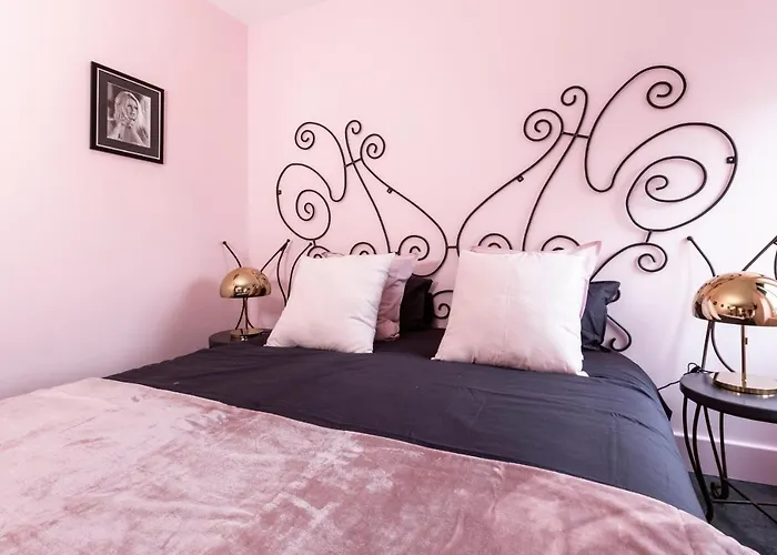 L'enclos De Ribains Gasthof Aubière